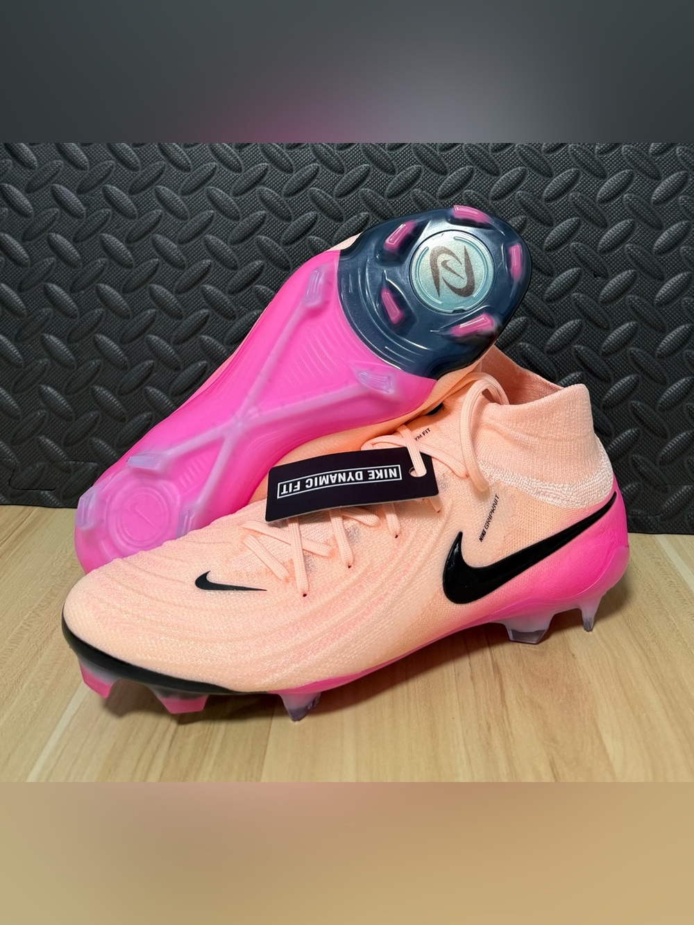 Nike Phantom Luna II Elite FG Pink Prism Pack Soccer FJ2572-800 Mens Size‎ 10
